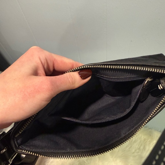 Black Shoulder Bag - Picture 4 of 5